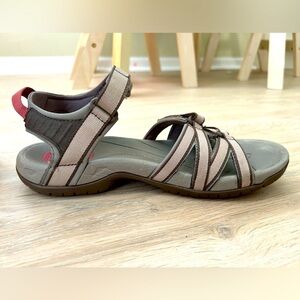 Teva Women’s Tirra Sandal